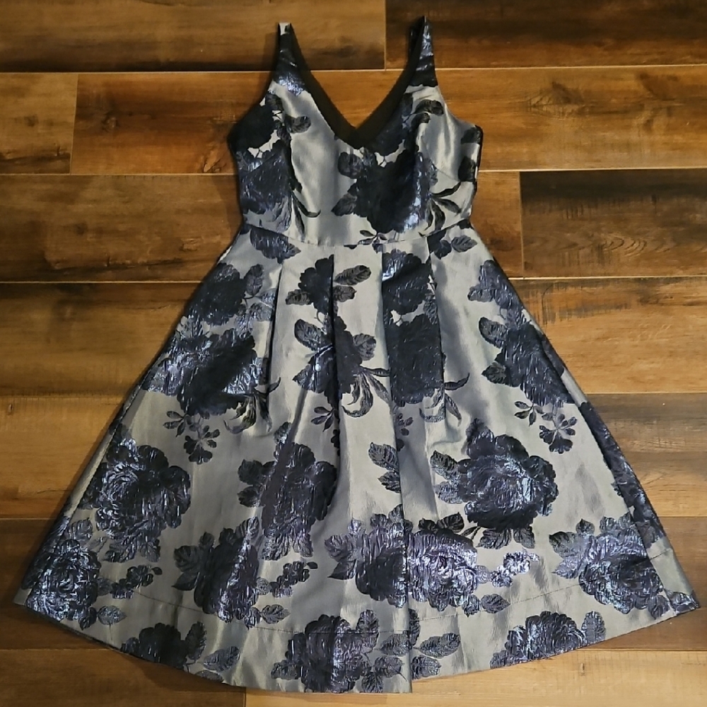 White House Black Market Dress in Midnight Blue and Metallic Gray